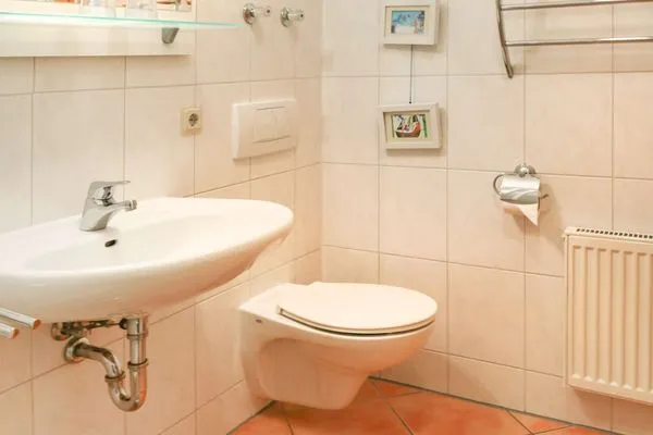 Badezimmer Haus Südstrand Ferienwohnung 8