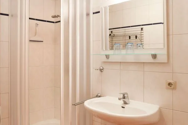 Badezimmer Haus Südstrand Ferienwohnung 8