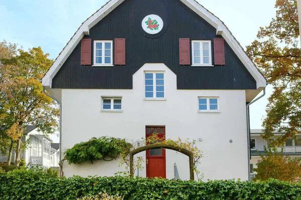 Hauptansicht Villa Drei Rosen Ferienwohnung 2