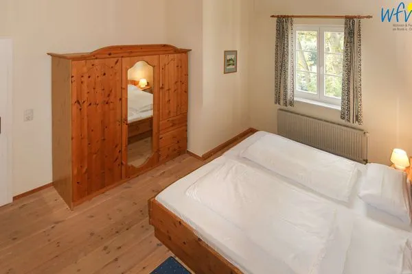 Schlafzimmer Villa Drei Rosen Ferienwohnung 2