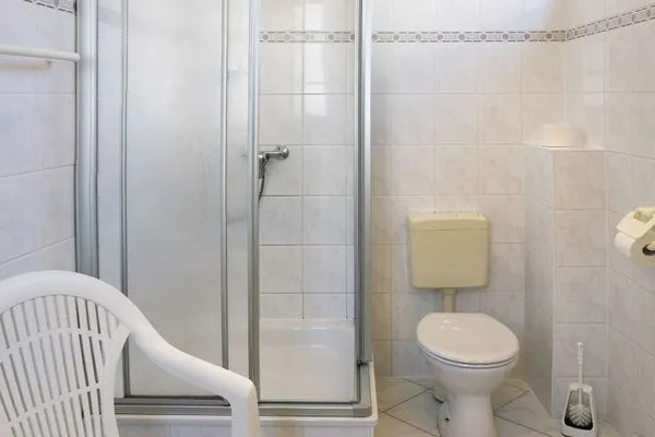 Badezimmer Villa Drei Rosen Ferienwohnung 2