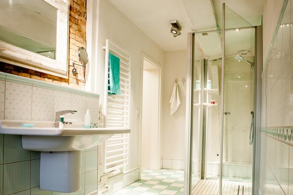 Haubarg Tetenshof Whg. 2 Marrakesch Welt Eiderstedt Umland - Badezimmer