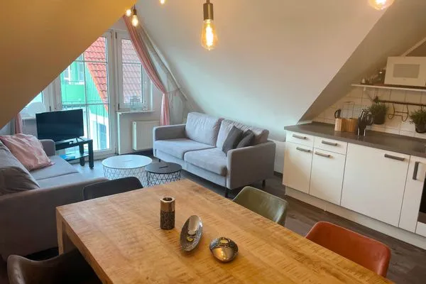 Esstisch  Hafenstrasse 34 - Wohnung 8