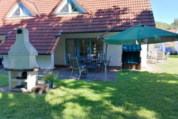 Garten Ferienpark Freesenbruch Doppelhaushälfte 11 - Windflüchter