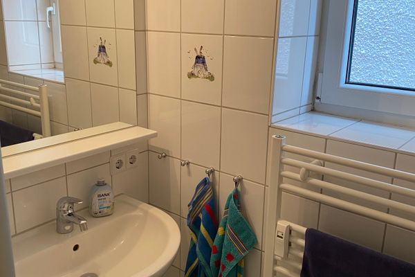  Ferienwohnung Asche  - Badezimmer