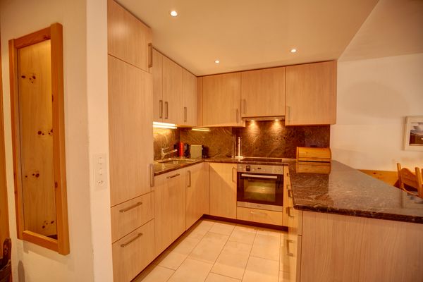 Chesa Munteratsch 2-Zimmerwohnung 408 Typ F Silvaplana - Kitchen