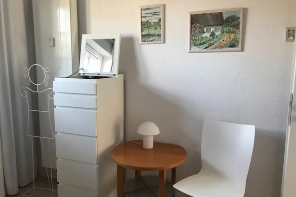 Schlafzimmer in der Ferienwohnung Reethuk in Norddorf auf Amrum Haus Pesel Ferienwohnung *Reethuk*