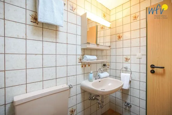 Badezimmer Haus Bonhuis Ferienwohnung Leuchtturmblick