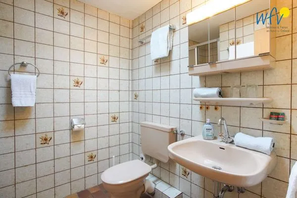 Badezimmer Haus Bonhuis Ferienwohnung Leuchtturmblick