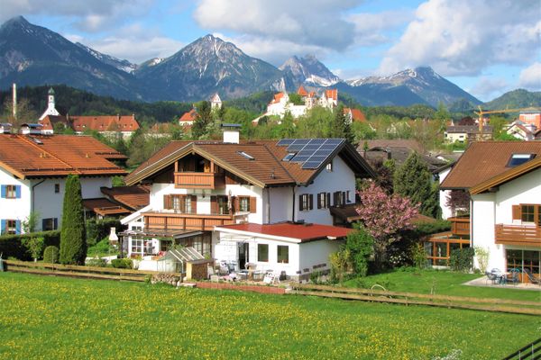 Landhaus Schlossblick Ferienwohnung Bungalow Ferienwohnungen in Füssen - Hauptansicht