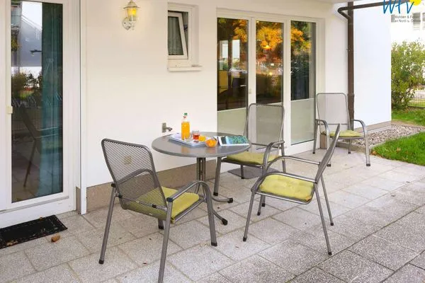 Terrasse Appartementhaus Waldstraße - Baabe Ferienwohnung Sonnenschein