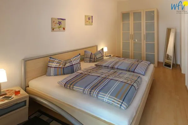 Schlafzimmer Appartementhaus Waldstraße - Baabe Ferienwohnung Sonnenschein
