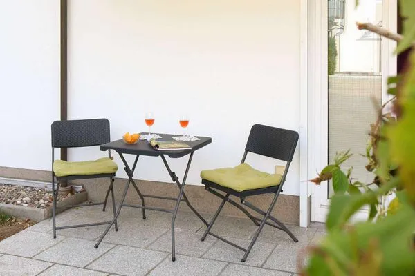 Terrasse Appartementhaus Waldstraße - Baabe Ferienwohnung Sonnenschein