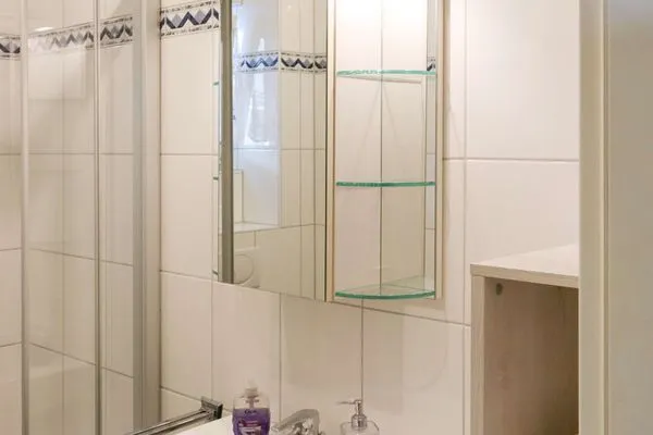 Badezimmer Appartementhaus Waldstraße - Baabe Ferienwohnung Sonnenschein