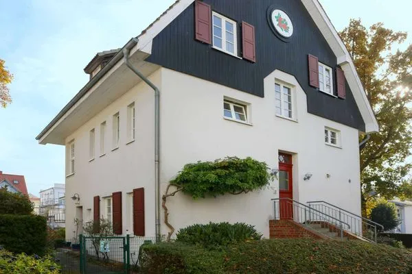 Hauptansicht Villa Drei Rosen Ferienwohnung 2