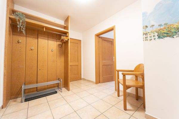 Altes Bauernhaus Hund Schmallenberg - Flur Wohnung Hund