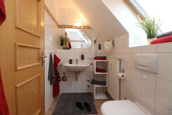 OEWERN DIEK Haus Waderkierl, App. 37 "Meeresbrise mit Strandkorb" Ostseebad Wustrow - 