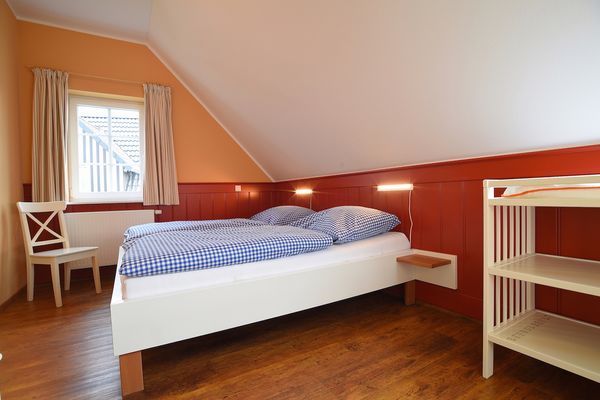 Haus an der Weide Haus an der Weide links Schmallenberg - Schlafzimmer 1 DG Haus an der Weide links