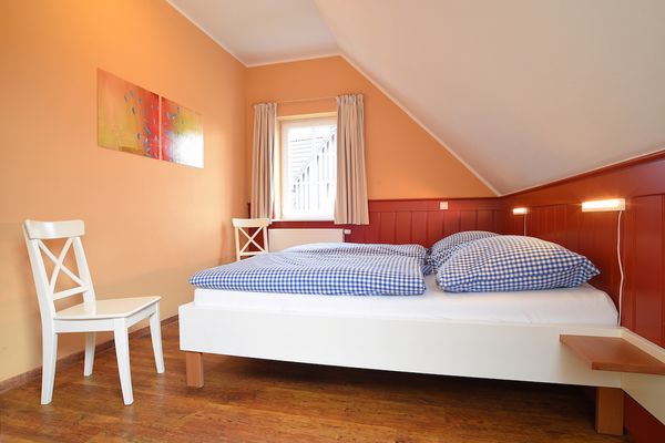 Haus an der Weide Haus an der Weide links Schmallenberg - Schlafzimmer 1 DG Haus an der Weide links