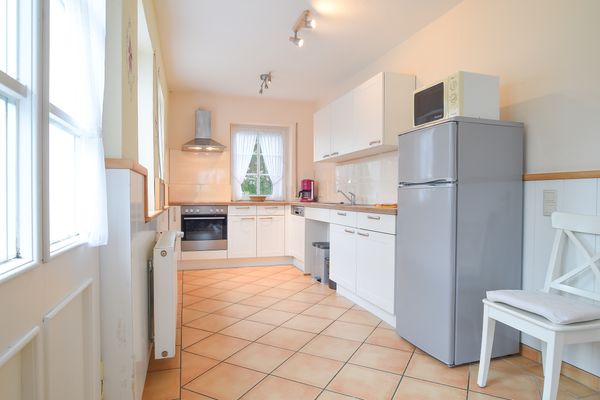 Haus am Spielplatz Schweinchen Schmallenberg - Küche Wohnung Schweinchen