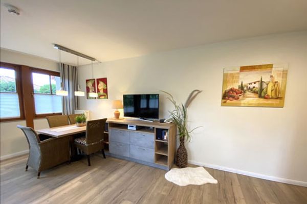 OEWERN DIEK Haus Stürbuurd, App. 01 Ostseebad Wustrow - 