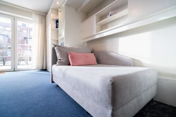 Wohnzimmer, Fernseher, Couch, Sofa, Esstisch, Sitzecke Gorch-Fock-Park Ferienwohnung "App. 3"