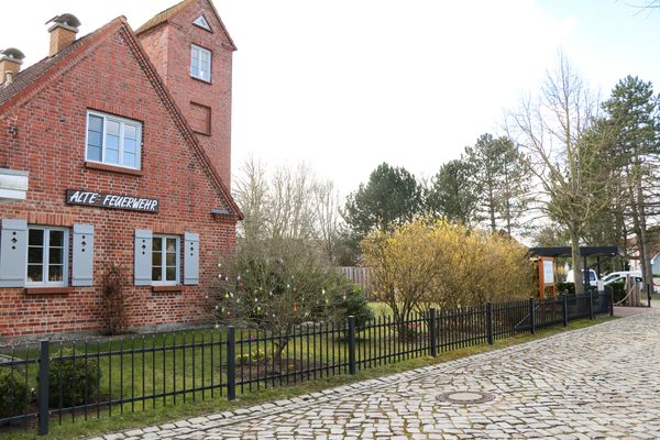 FERIENHÄUSER Alte Feuerwehr, "Große Wohnung" Ostseebad Wustrow - 