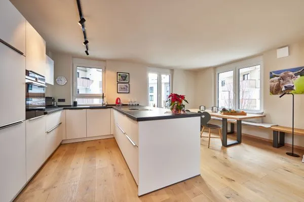 Kitchen  Wax-N-Stein