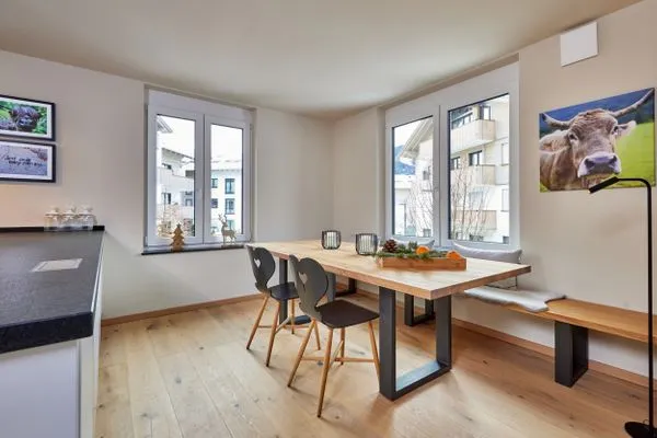 Living room  Wax-N-Stein