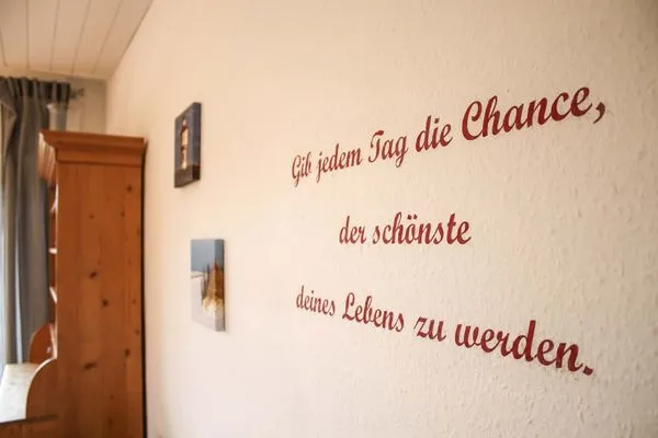 Dekoratives Detail  Salini