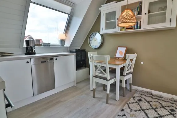   Langeooger Viermaster - Gelbes Segel