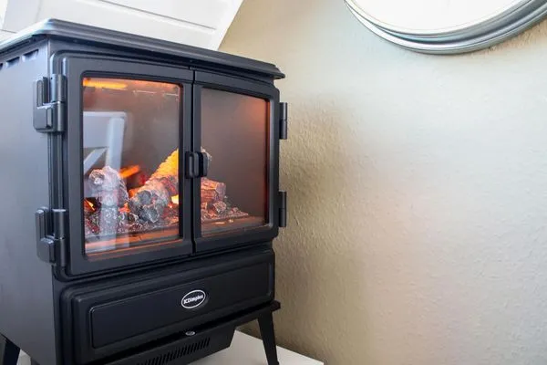   Langeooger Viermaster - Gelbes Segel