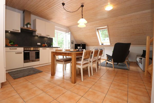 APPARTEMENTHAUS NASTASSJA App. 02 Ostseebad Dierhagen - 