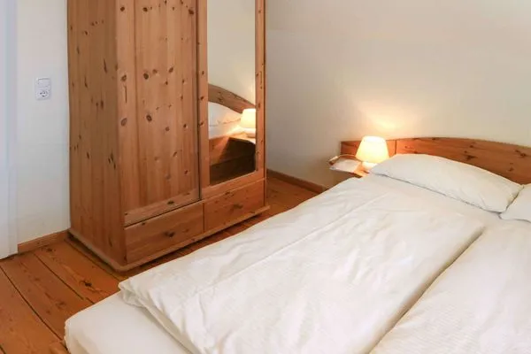 Schlafzimmer Villa Drei Rosen Ferienwohnung 4