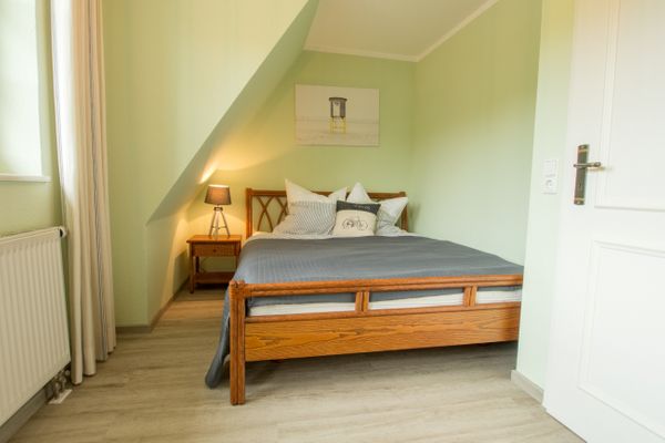 Achtern Diek Haus 2c Zingst - Schlafzimmer