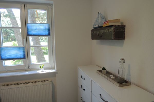 Achtern Diek Haus 6 Wohnung 1 Zingst - Schlafzimmer