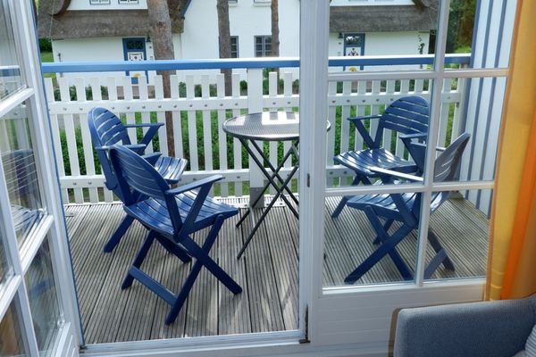 Achtern Diek Haus 8 Wohnung 4 Zingst - Balkon