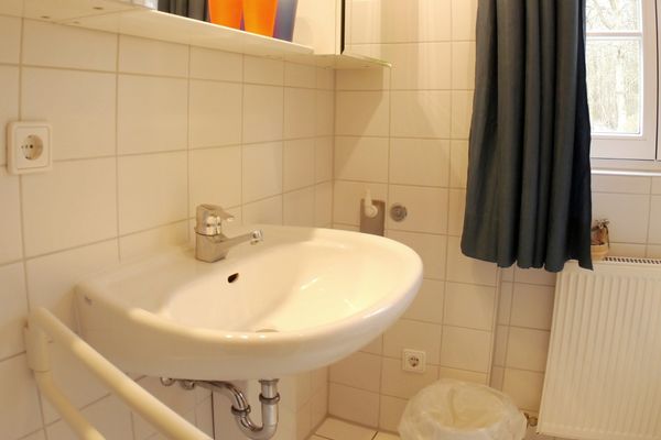 Achtern Diek Haus 11 Wohnung 1  - Badezimmer