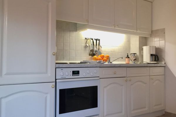 Achtern Diek Haus 12d Wohnung 1 Zingst - Küche / Küchenzeile