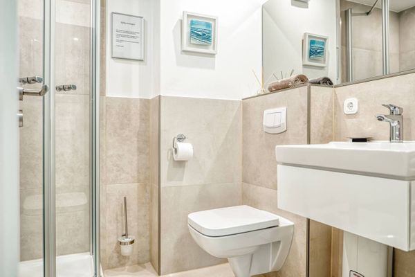 Achtern Diek Haus 13b Wohnung 6  - Badezimmer
