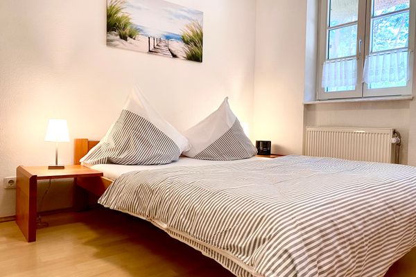 Achtern Diek Haus15a Wohnung 2 Zingst - Schlafzimmer