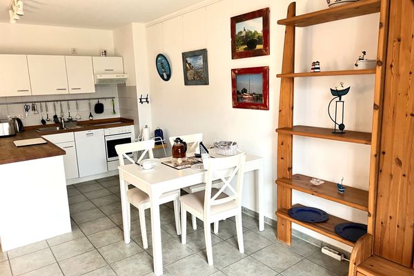Achtern Diek Haus 15d Wohnung 3 Zingst - Küche / Küchenzeile