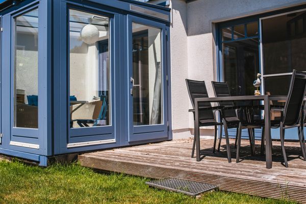  Wiesenstraße 21a Haus Zum Kranich Zingst - Terrasse