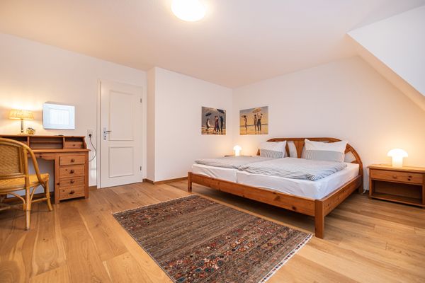 Achtern Diek Haus 2b Zingst - Schlafzimmer