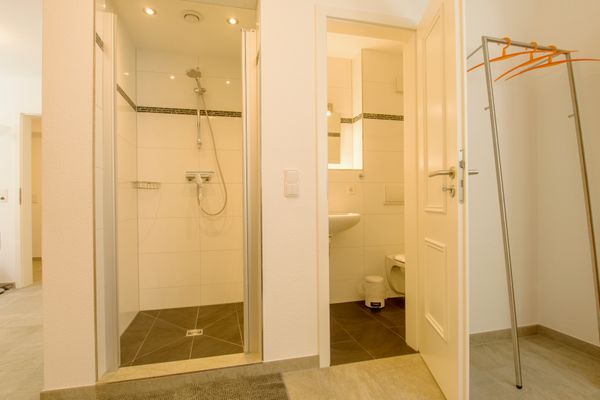 Achtern Diek Haus 2c Zingst - Badezimmer