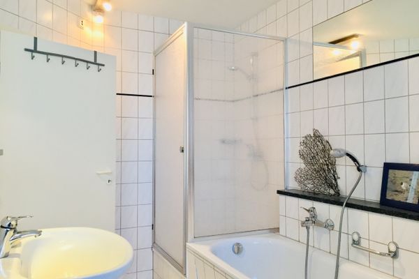  Kavelweg 12 Wohnung Arkona Zingst - Badezimmer