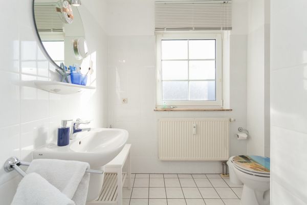  Bahnhofstraße 13 Wohnung 3 Zingst - Badezimmer