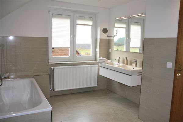  Weißes Dünenhaus mit Meerblick Dorf - 