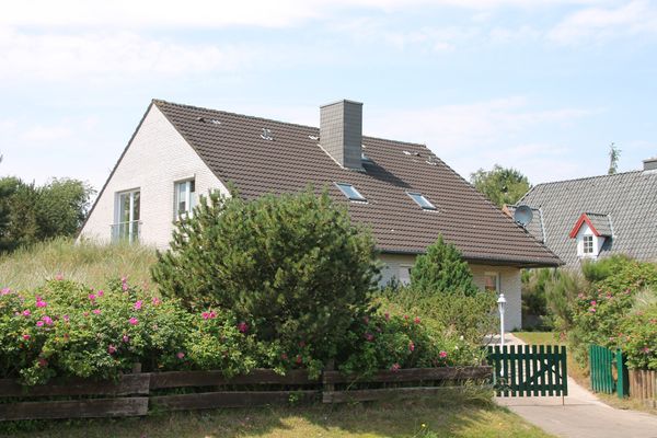  Weißes Dünenhaus mit Meerblick Dorf - 