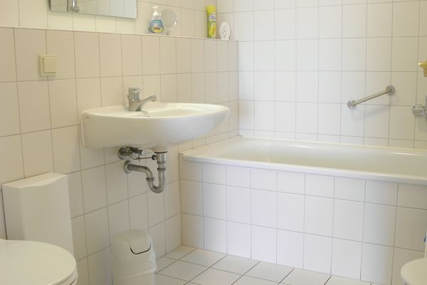 Boddenblick Wohnung 19 Zingst - Badezimmer